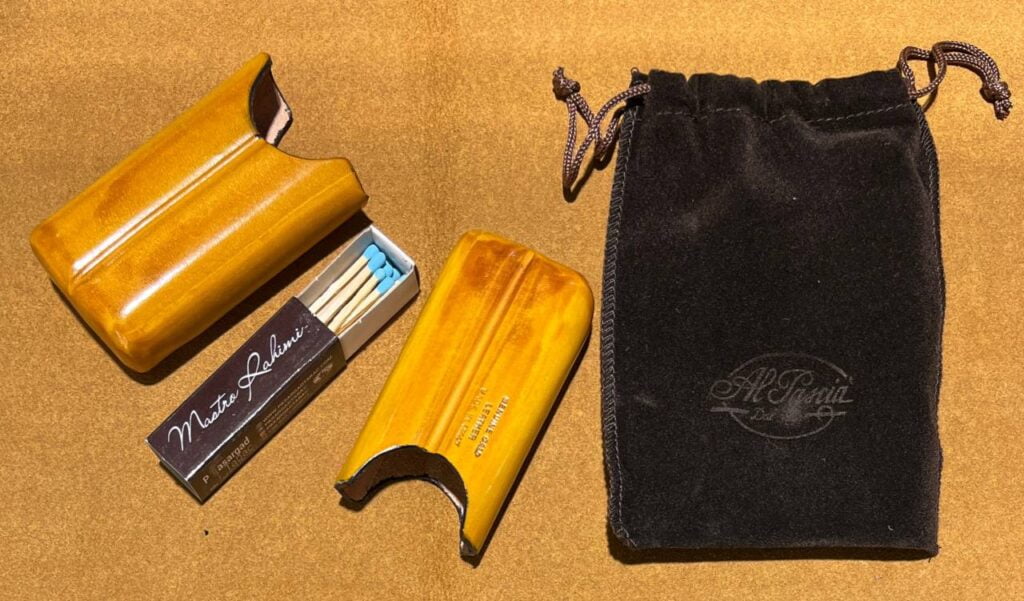 غلاف سیگاربرگ چرم