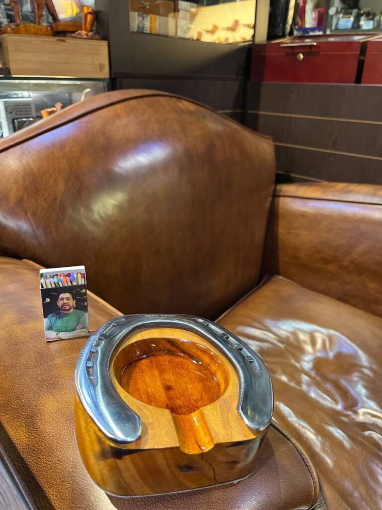 زیر سیگاری سیگاربرگ