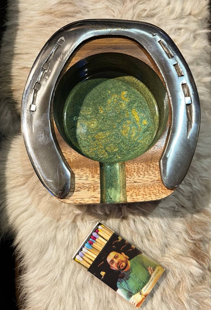 زیر سیگاری نعل اسب مخصوص سیگاربرگ